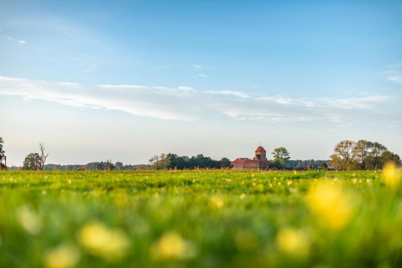 Noclegi Liw Apartments Hotel Apartamenty Węgrów Buitenkant foto